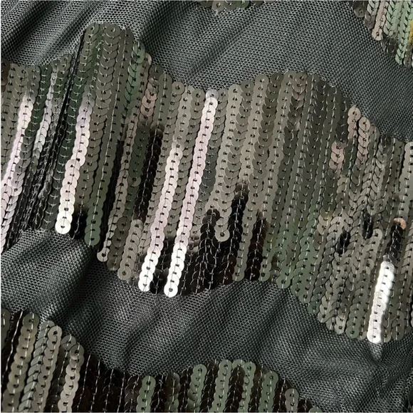 Anthro NANETTE LEPORE Black Wavy Sequin Striped Long Sleeve Dress - Picture 13 of 16